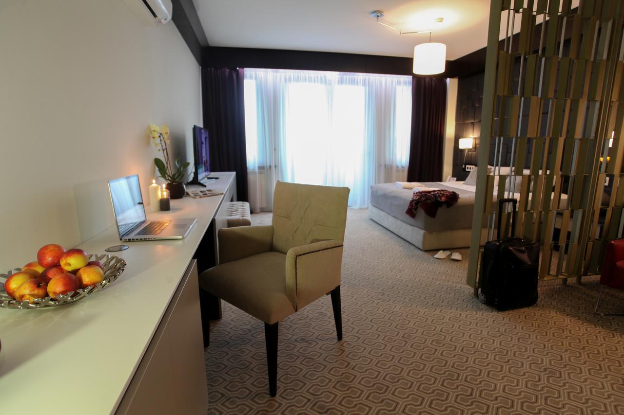 Hotel Orhideea Negresti-Oas Esterno foto